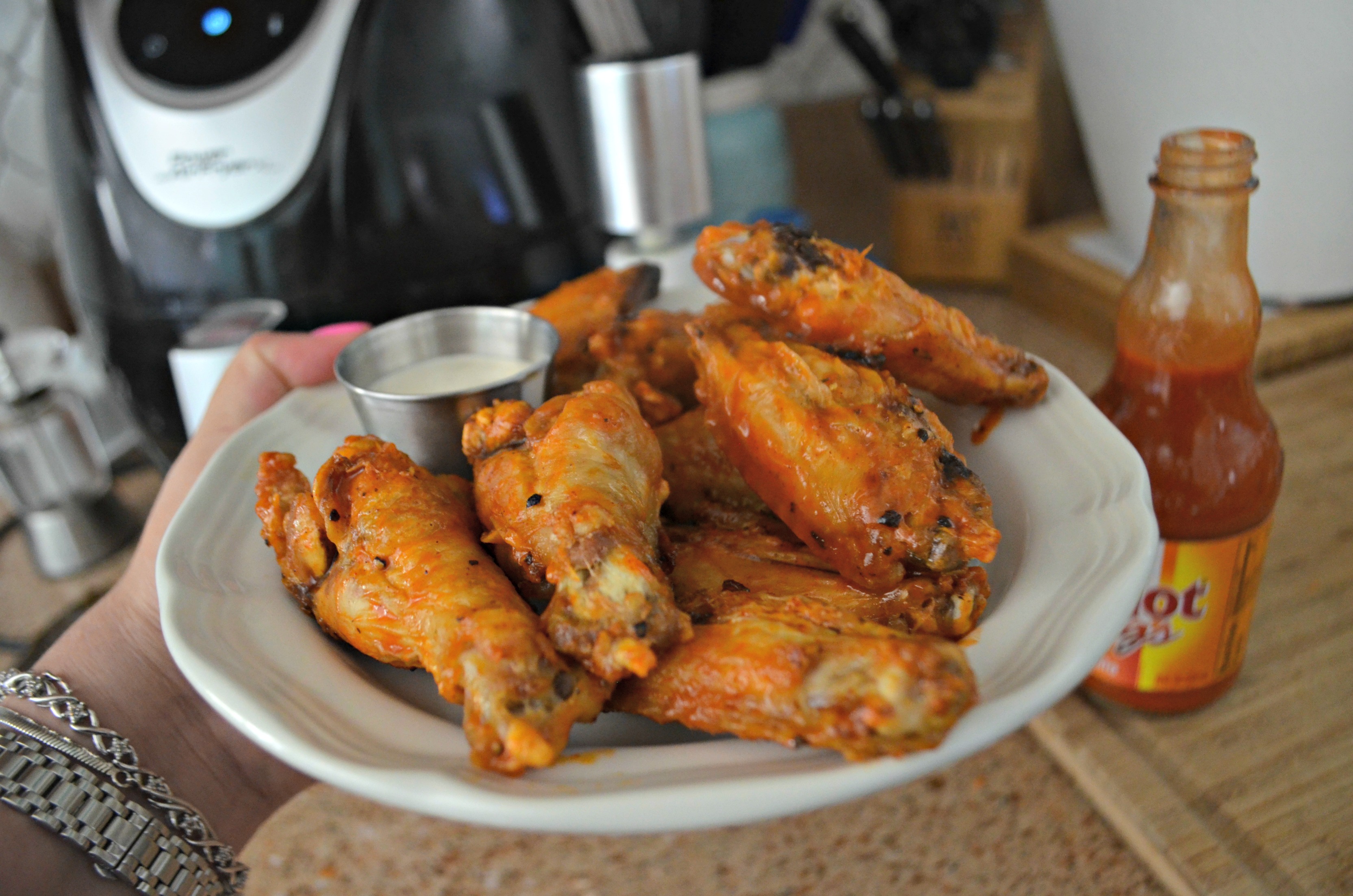 air fryer chicken wings on a plate