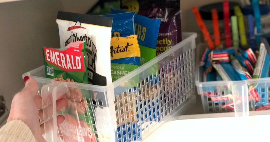 decluttering and organizing with simple home tips – organized pantry using clear bins