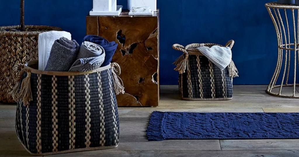 Britannica mesa hand-woven seagrass basket