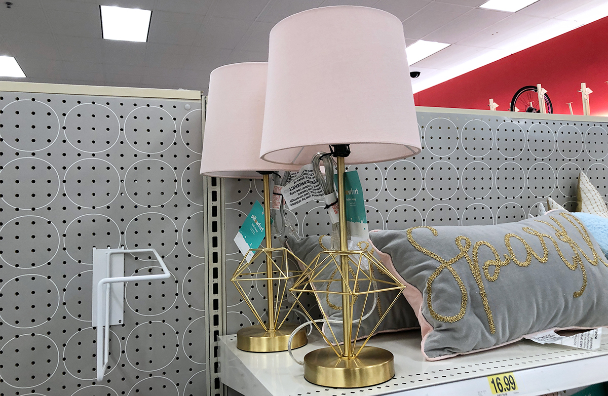 grown up Pillowfort items — wire diamond brass table lamp