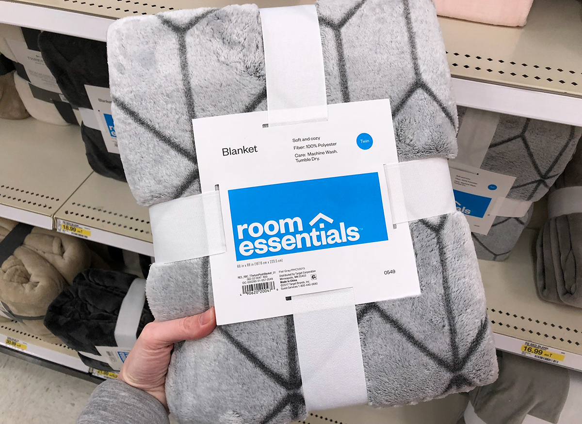 target decor - faux mink geometric design blanket