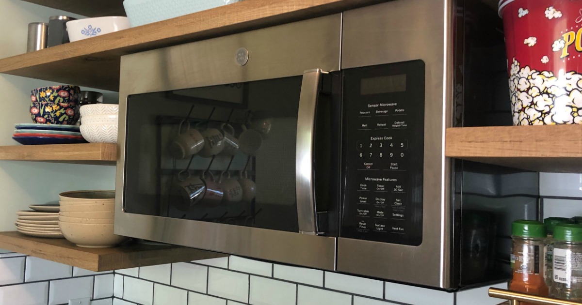 lowe's under cabinet microwave