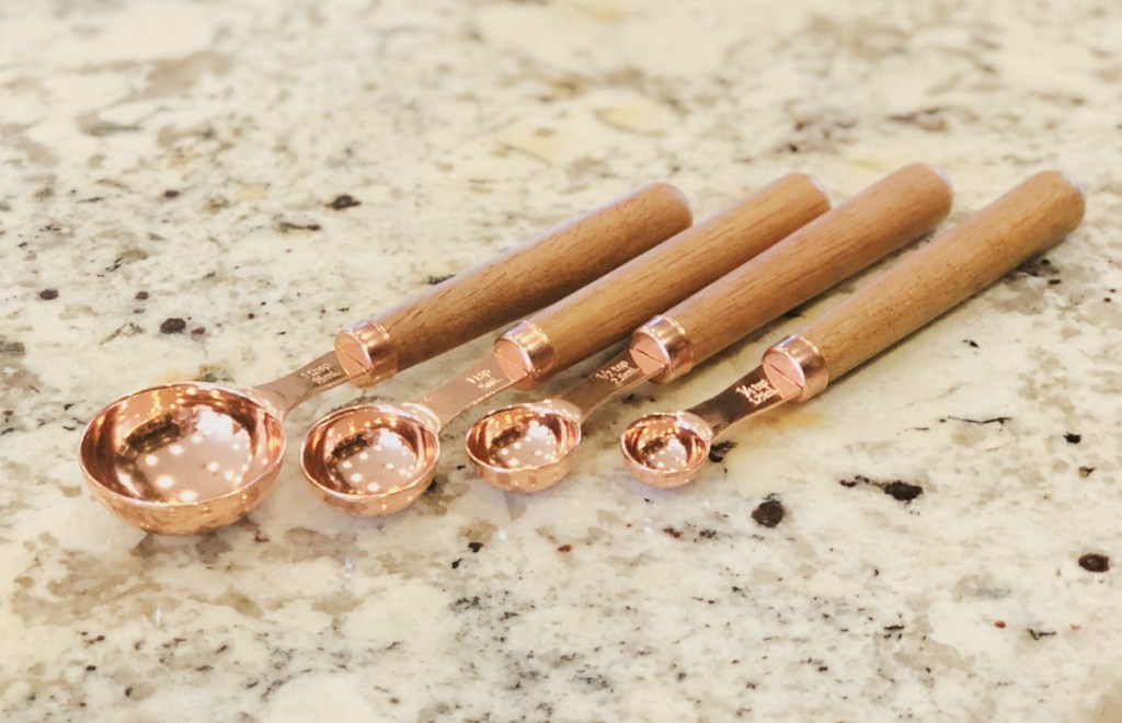 Rose Gold & Walnut Measuring Spoons – Set of 4