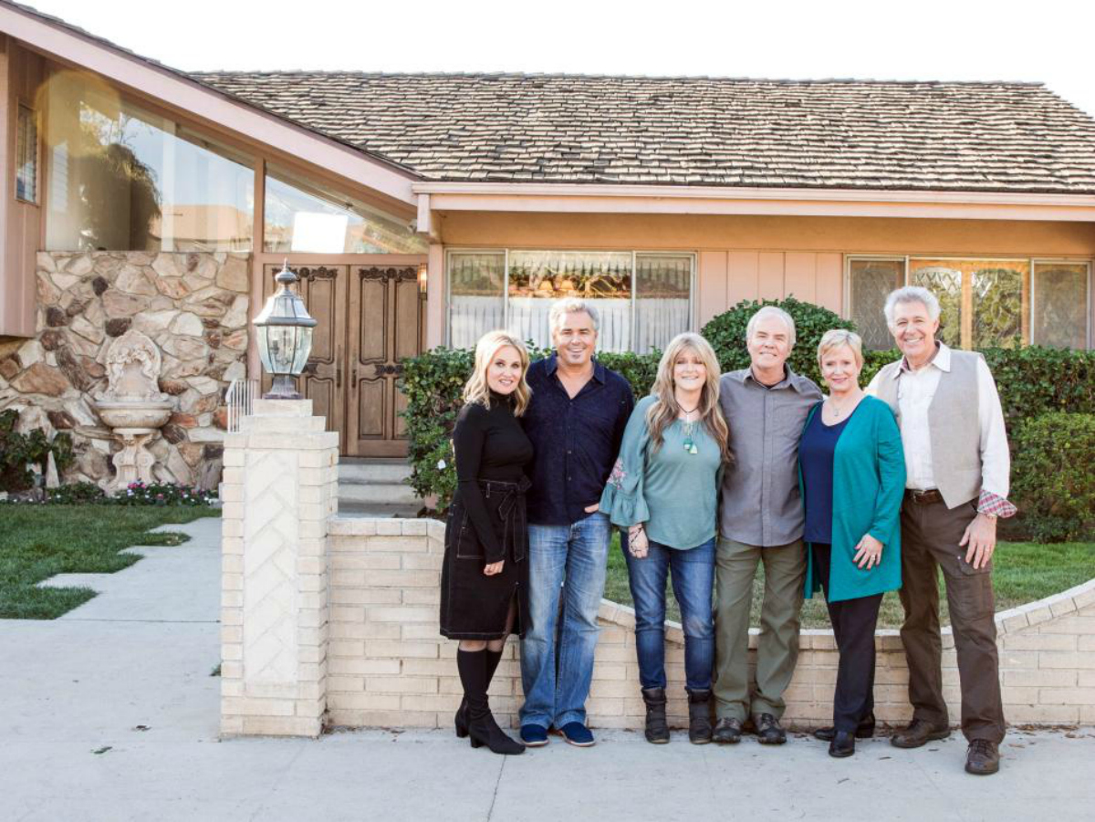 The Brady Bunch House Renovation Is Finally Complete   The Original Brady Bunch Crew 