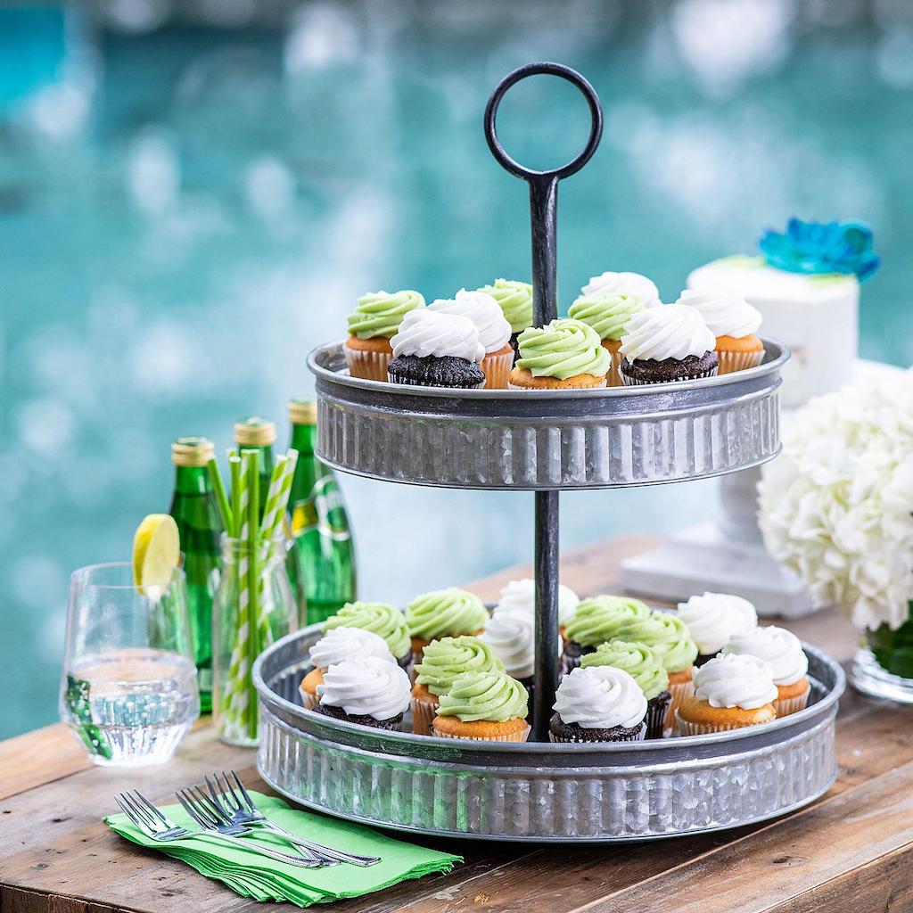 Glavanized 2 tier serving tray with cupcakes 