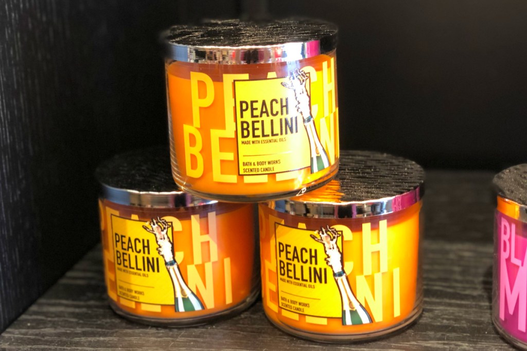 Bath & Body Works Peach Bellini candle