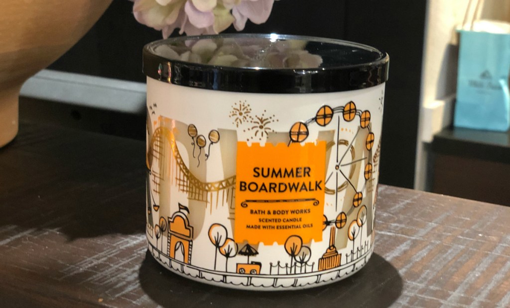 Bath & Body Works Summer Boardwalk candle