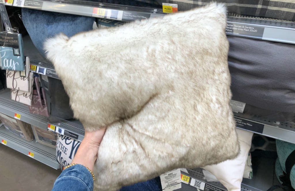 Mainstays Tip Dyed 17"x 17" Fur Decorative Throw Pillow