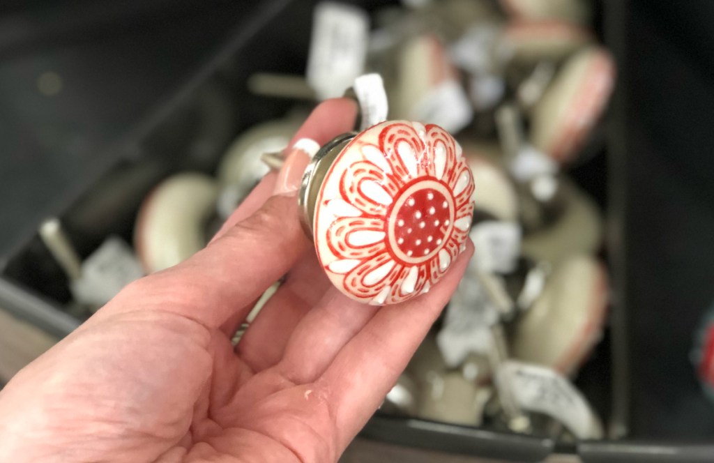 Red and White Floral Ceramic Knob 