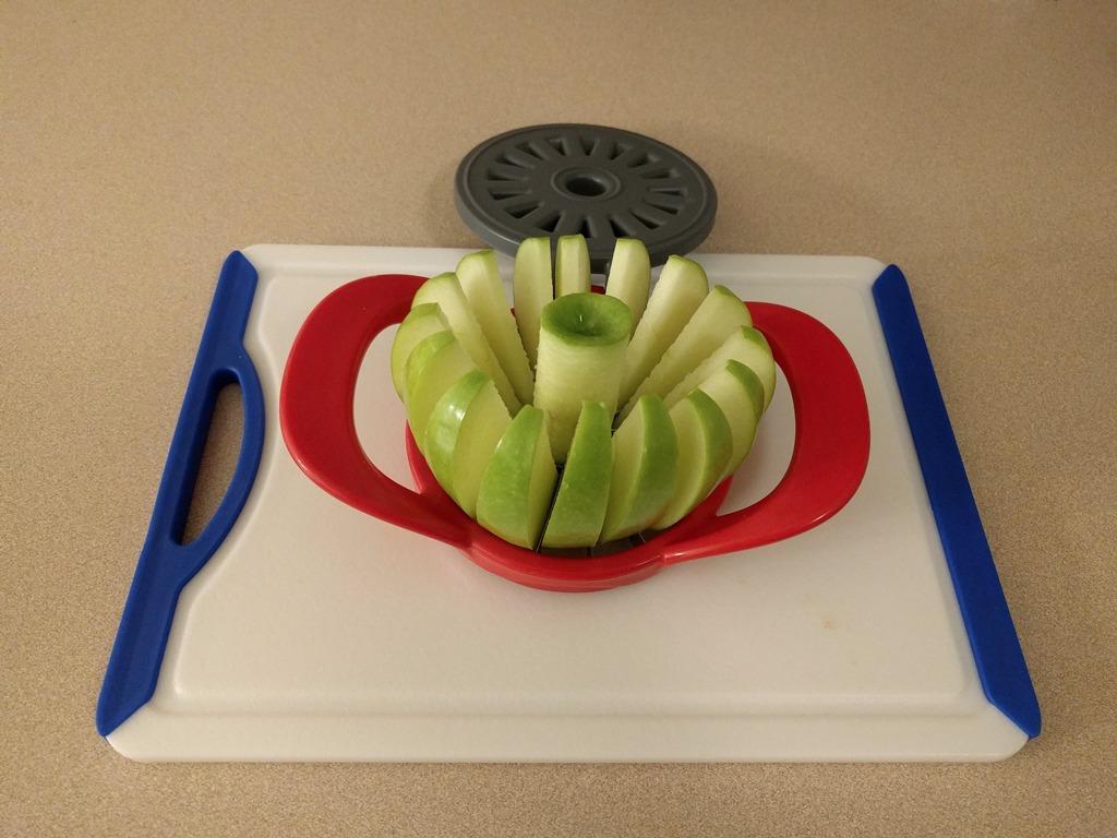 apple slicer and corer 