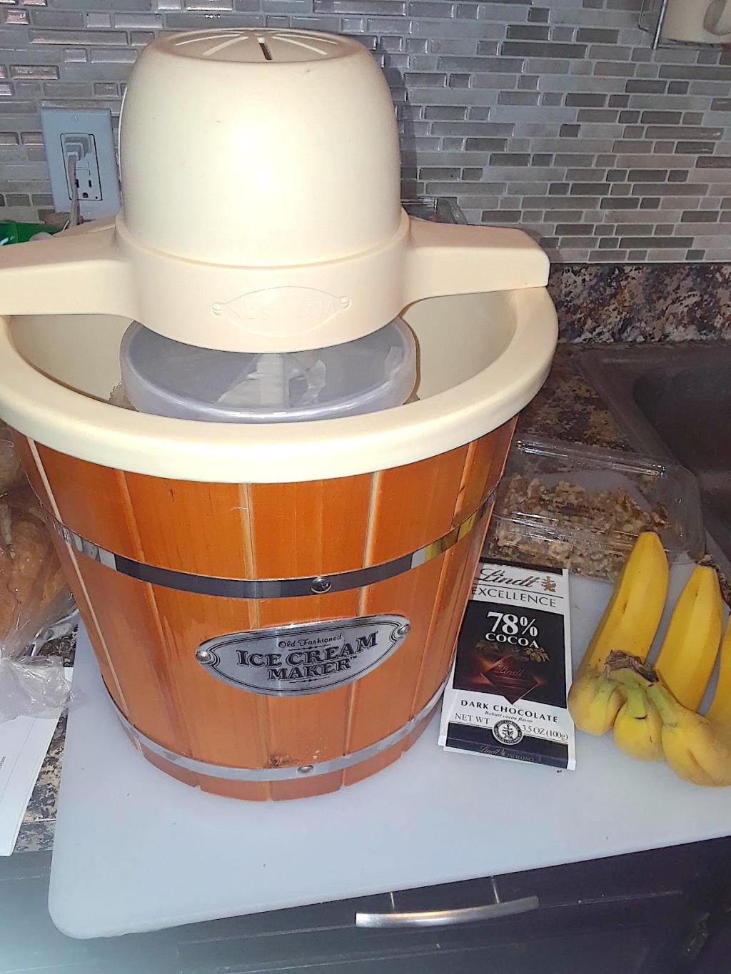 Nostalgia 4-quart electric ice cream maker with chocolate and bananas