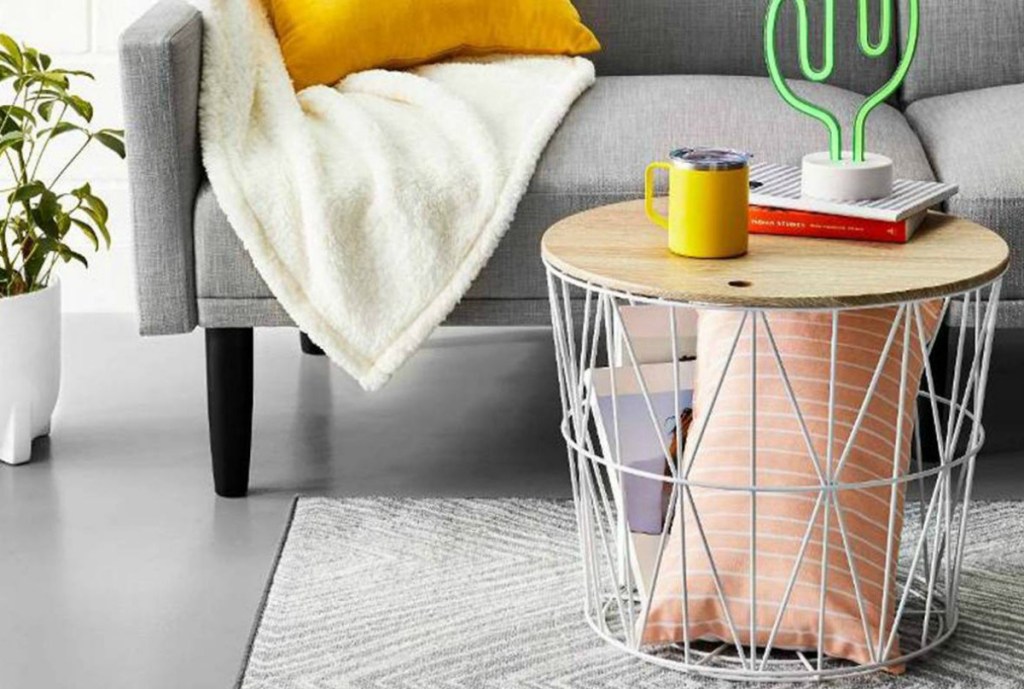 Room Essentials Wire Storage Table