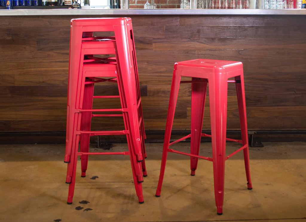 amerihome red stools at the bar
