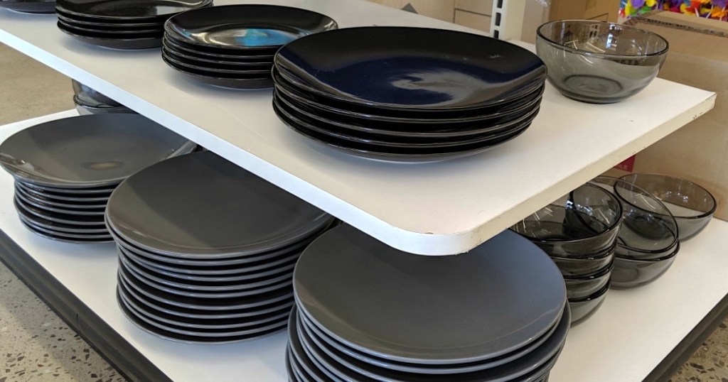 We Spotted Modern Dollar Tree Dinner Plates Bowls Mugs we-spotted-modern-dollar-tree-dinner-plates-bowls-mugs
