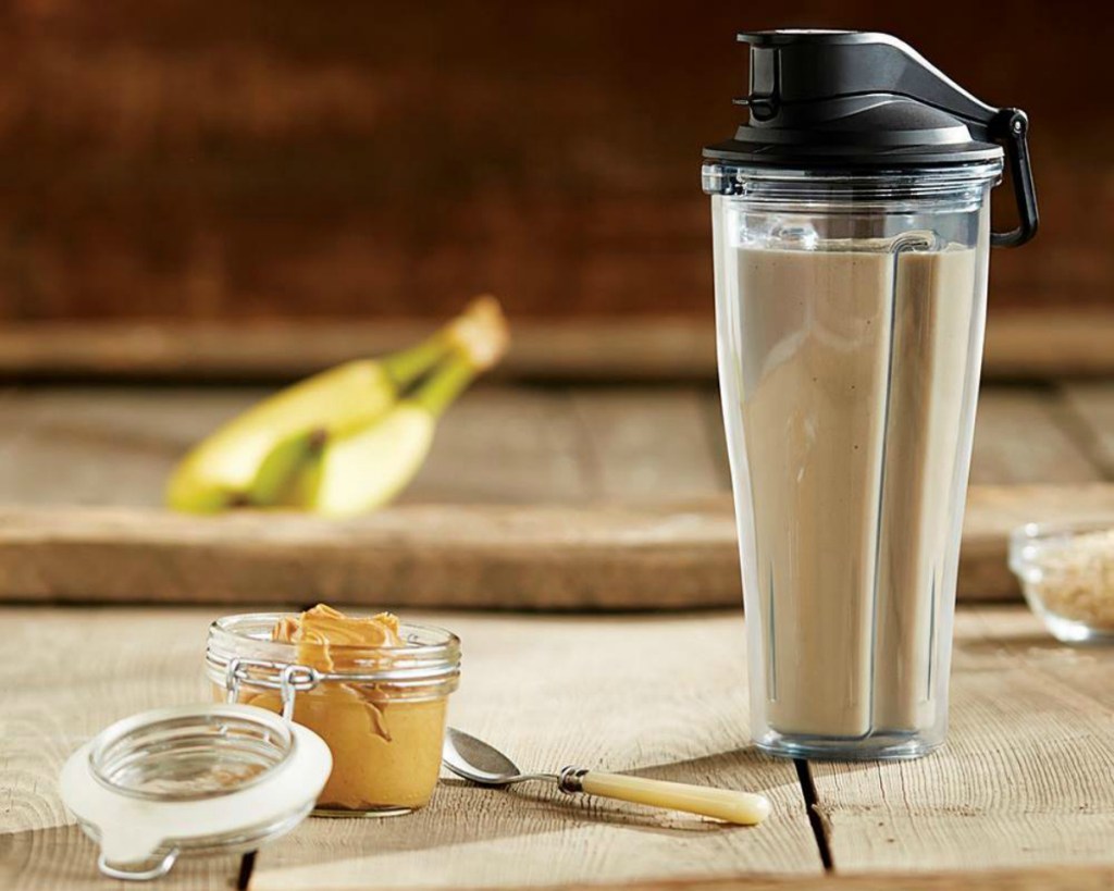 making nut butter in Vitamix