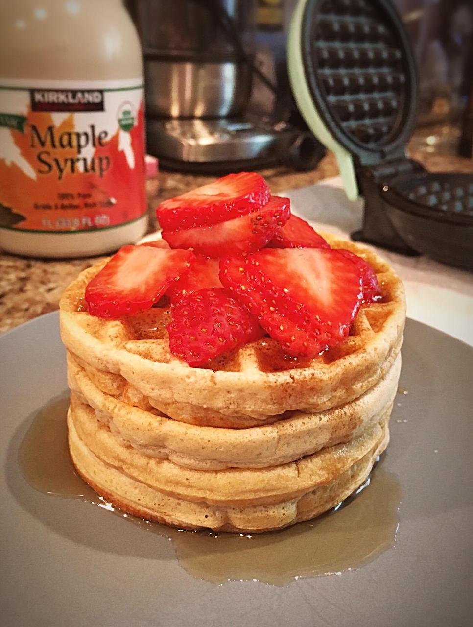 mini waffle maker 