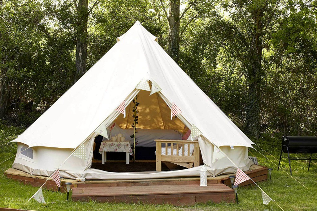 yurt tent with furniture